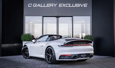 Porsche 911, 2024г., полный привод, робот
