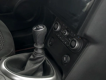 Nissan Qashqai, 2008г., передний привод, механика