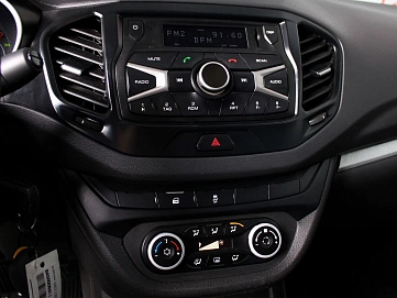 Lada (ВАЗ) Vesta, 2017г, передний привод, механика