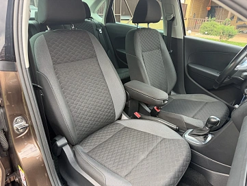 Volkswagen Polo, 2018г., передний привод, автомат