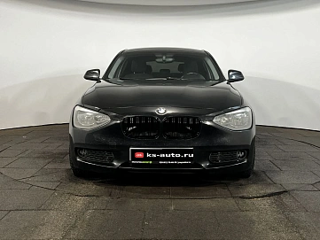 BMW 1 серии, 2012г., задний привод, автомат