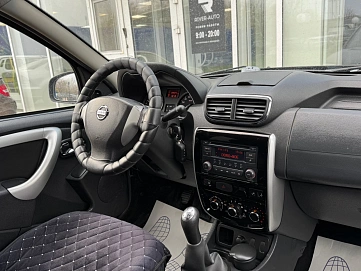 Nissan Terrano, 2015г., передний привод, механика