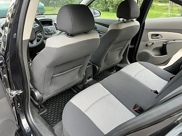 Chevrolet Cruze, 2010г., передний привод, автомат