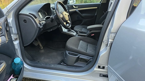 Skoda Octavia, 2011г., передний привод, робот