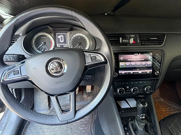 Skoda Octavia, 2019г., передний привод, робот