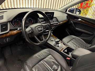 Audi Q5, 2017г., полный привод, робот