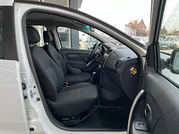 Renault Sandero, 2014г., передний привод, механика
