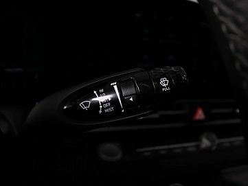 Hyundai Elantra, 2023г., передний привод, вариатор