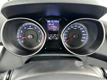 Hyundai i30, 2013г., передний привод, автомат