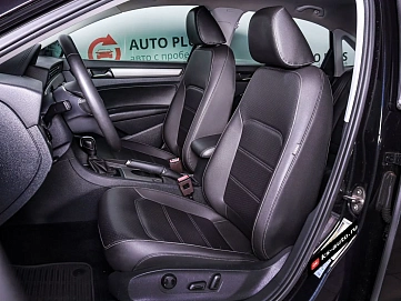 Volkswagen Passat, 2021г., передний привод, робот