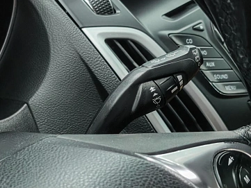 Ford Focus, 2012г., передний привод, робот