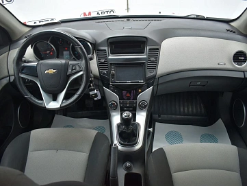 Chevrolet Cruze, 2012г., передний привод, механика