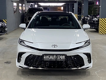 Toyota Camry, 2025г., передний привод, вариатор