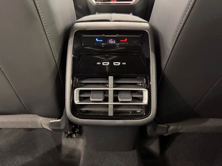Volkswagen Tiguan, 2026г., полный привод, робот