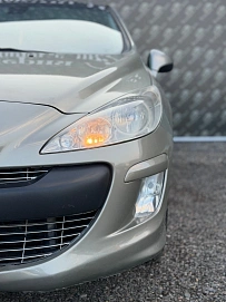 Peugeot 308, 2010г., передний привод, автомат