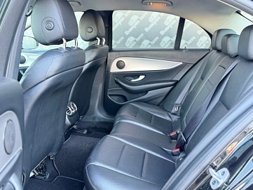 Mercedes-Benz E-Класс, 2018г., задний привод, автомат
