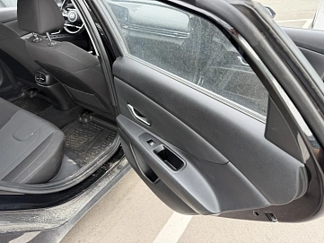 Hyundai Elantra, 2022г., передний привод, автомат