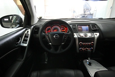 Nissan Murano, 2010г., полный привод, вариатор