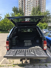 Toyota Hilux, 2012г., полный привод, механика