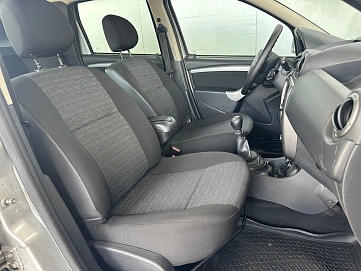 Renault Duster, 2014г., полный привод, механика