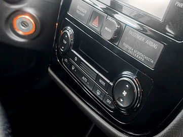 Mitsubishi Outlander, 2013г., полный привод, вариатор