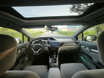 Honda Civic, 2012г., передний привод, автомат