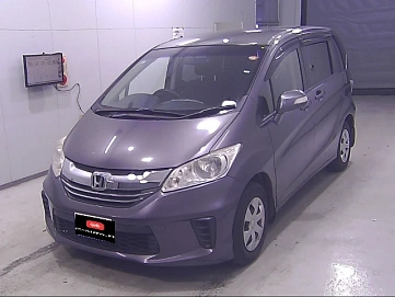Honda Freed, 2015г., передний привод, вариатор