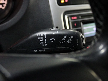 Volkswagen Polo, 2013г., передний привод, автомат