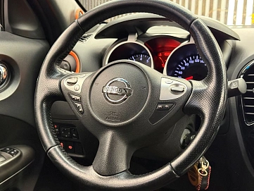 Nissan Juke, 2013г., передний привод, вариатор