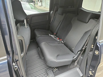 Honda Freed, 2010г., передний привод, вариатор
