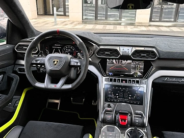 Lamborghini Urus, 2023г., полный привод, автомат