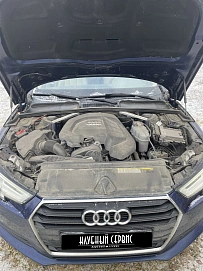Audi A4, 2019г., передний привод, робот