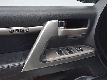 Toyota Land Cruiser, 2011г., полный привод, автомат