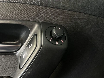 Volkswagen Polo, 2010г., передний привод, робот