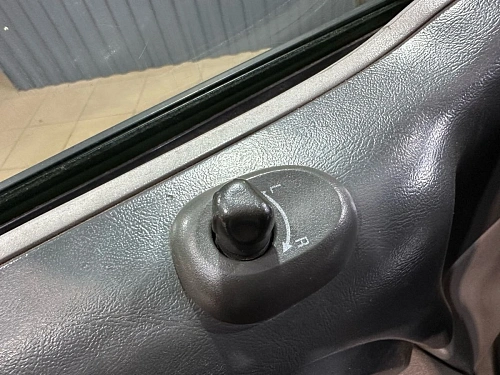 GMC Envoy, 2002г, полный привод, автомат