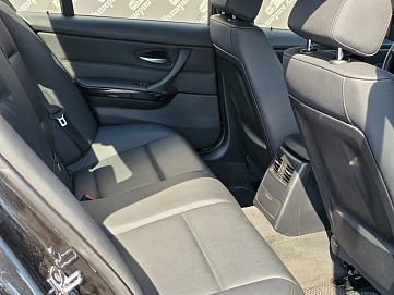 BMW 3 серии, 2008г., задний привод, автомат