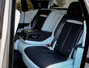 Rolls-Royce Ghost, 2024г., полный привод, автомат