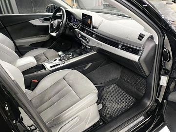 Audi A4, 2018г., полный привод, робот