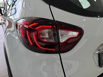 Renault Kaptur, 2021г., передний привод, вариатор
