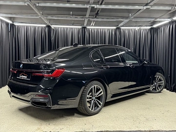 BMW 7 серии, 2021г., полный привод, автомат