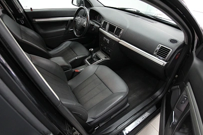 Opel Vectra, 2007г., передний привод, механика