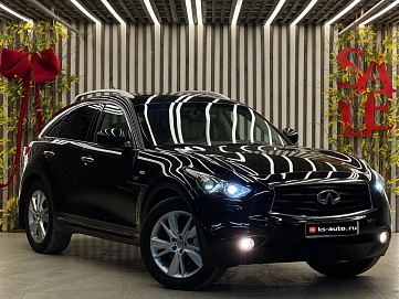 Infiniti QX70, 2016г., полный привод, автомат