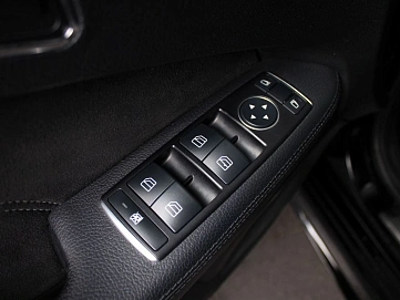 Mercedes-Benz E-Класс, 2015г., задний привод, автомат