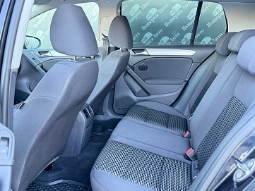 Volkswagen Golf, 2011г., передний привод, механика