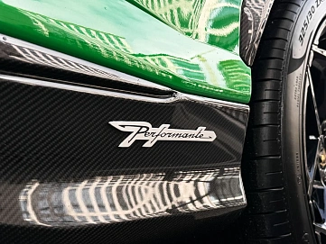 Lamborghini Urus, 2023г., полный привод, автомат