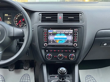 Volkswagen Jetta, 2014г., передний привод, механика