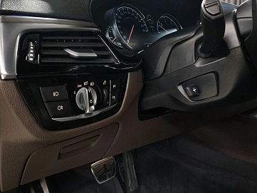 BMW 5 серии, 2017г., полный привод, автомат