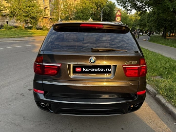 BMW X5, 2010г, полный привод, автомат
