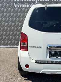 Nissan Pathfinder, 2012г., полный привод, автомат