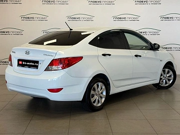 Hyundai Solaris, 2013г., передний привод, механика